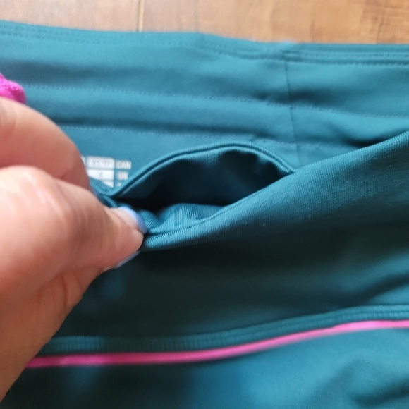 MPG Mid-Waisted Drawcord Legging in Green Size XS - Picture 4 of 11